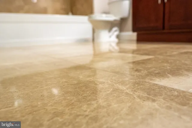 $429,800 | 6301 Edsall Road, Unit 224, Alexandria, VA 22312