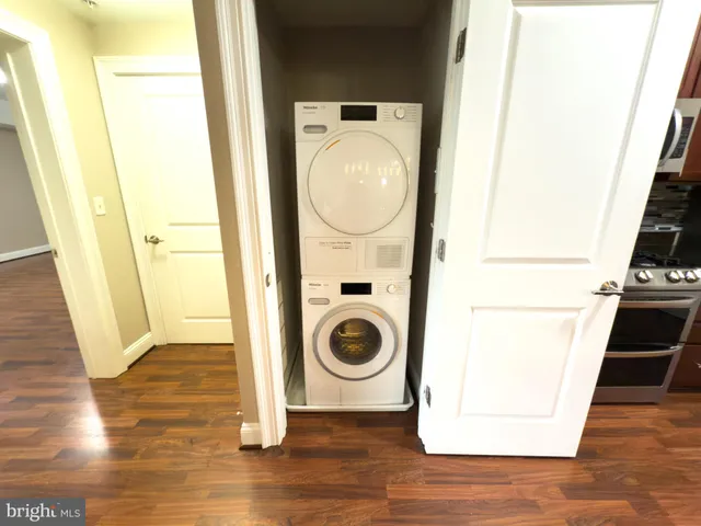 $429,800 | 6301 Edsall Road, Unit 224, Alexandria, VA 22312