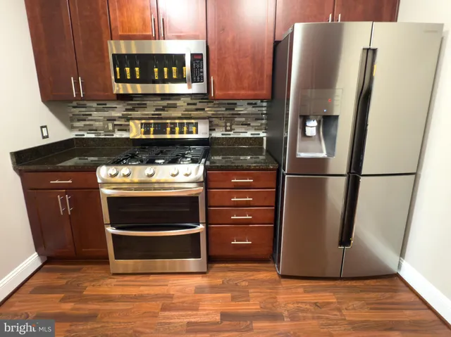 $429,800 | 6301 Edsall Road, Unit 224, Alexandria, VA 22312