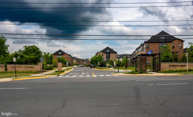 $429,800 | 6301 Edsall Road, Unit 224, Alexandria, VA 22312