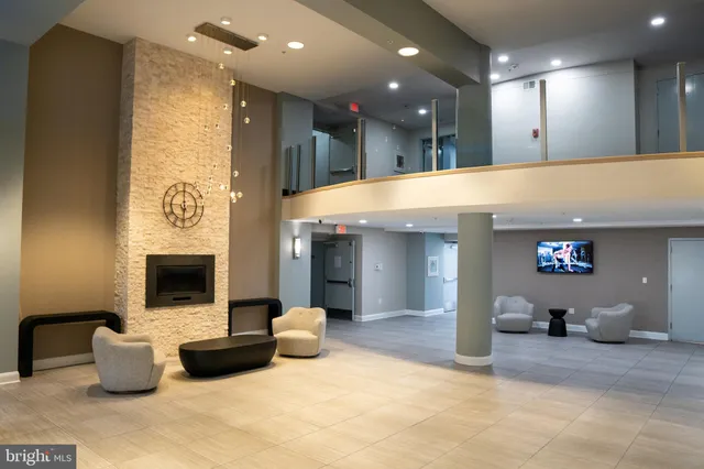 $429,800 | 6301 Edsall Road, Unit 224, Alexandria, VA 22312