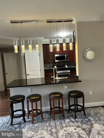 $429,800 | 6301 Edsall Road, Unit 224, Alexandria, VA 22312