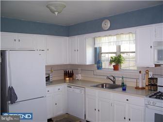 55 Ridgewood Way Burlington, NJ 08016 - Photo 6 of 10 Kitchen