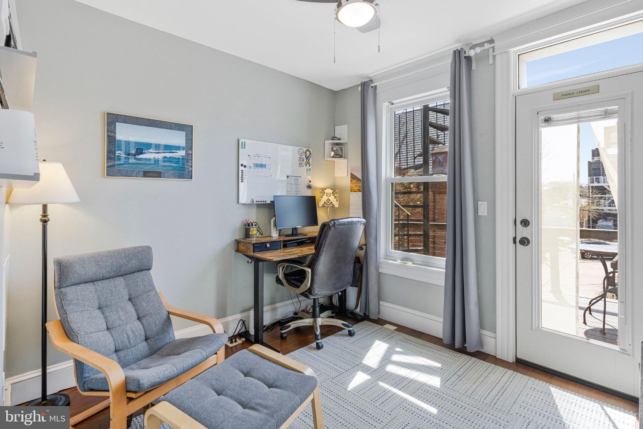 503 I Street Northeast Washington, DC 20002 - Photo 17 of 37 Bright and inviting home office space.
