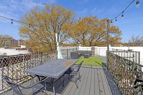 $1,250,000 | 503 I Street Northeast, Washington, DC 20002