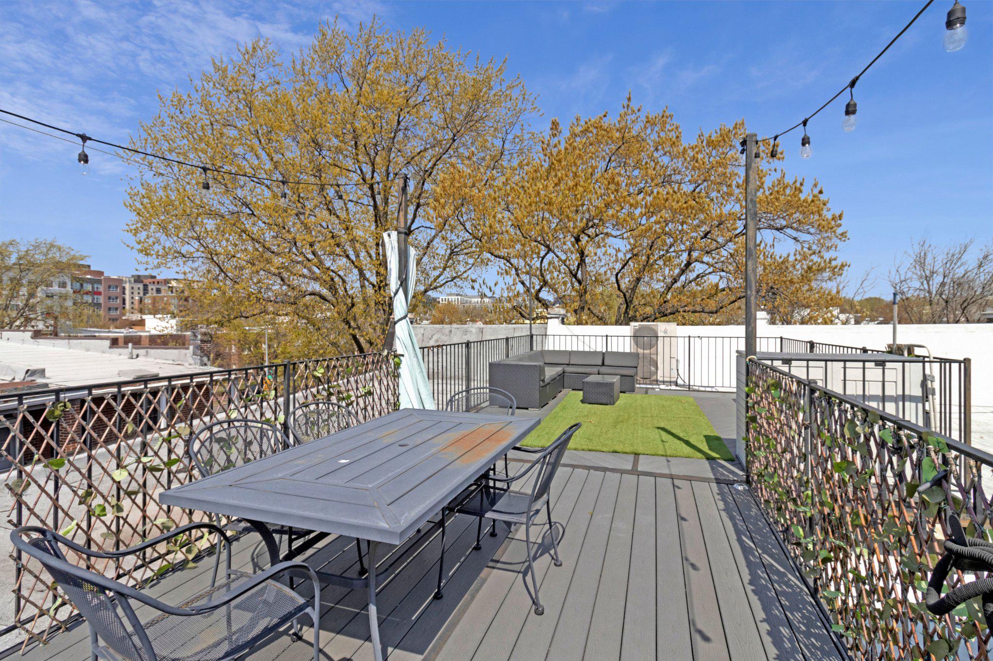 503 I Street Northeast Washington, DC 20002 - Photo 33 of 37 Rooftop with view of Capitol & July 4th fireworks.