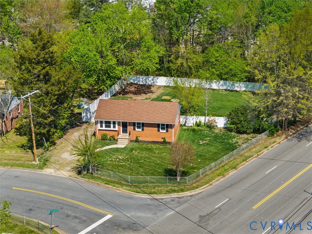 5604 Stella Road North Chesterfield, VA 23234 - Photo 3 of 45