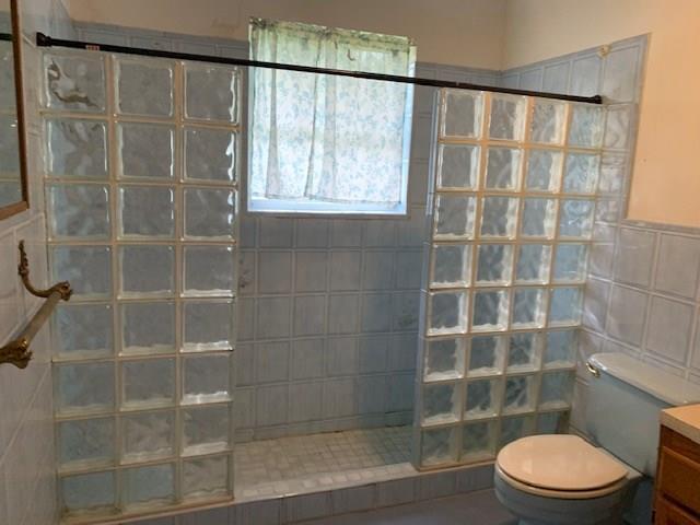 2440 Jernigan Road Fort Pierce, FL 34945 - Photo 16 of 19 jernigan bath2