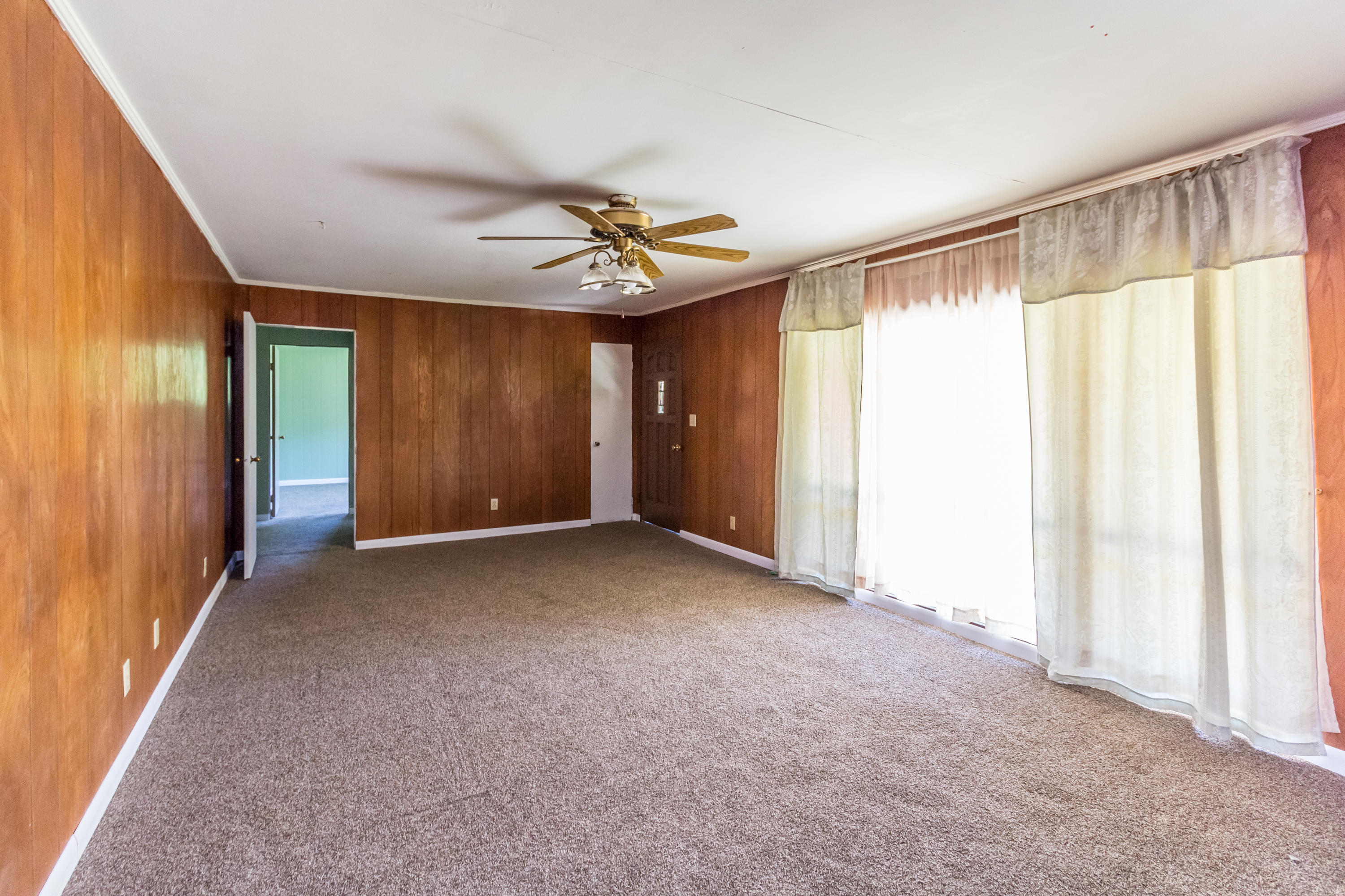 4968 Highway 157 Rising Fawn, GA 30738 - Photo 12 of 25 LIVING ROOM