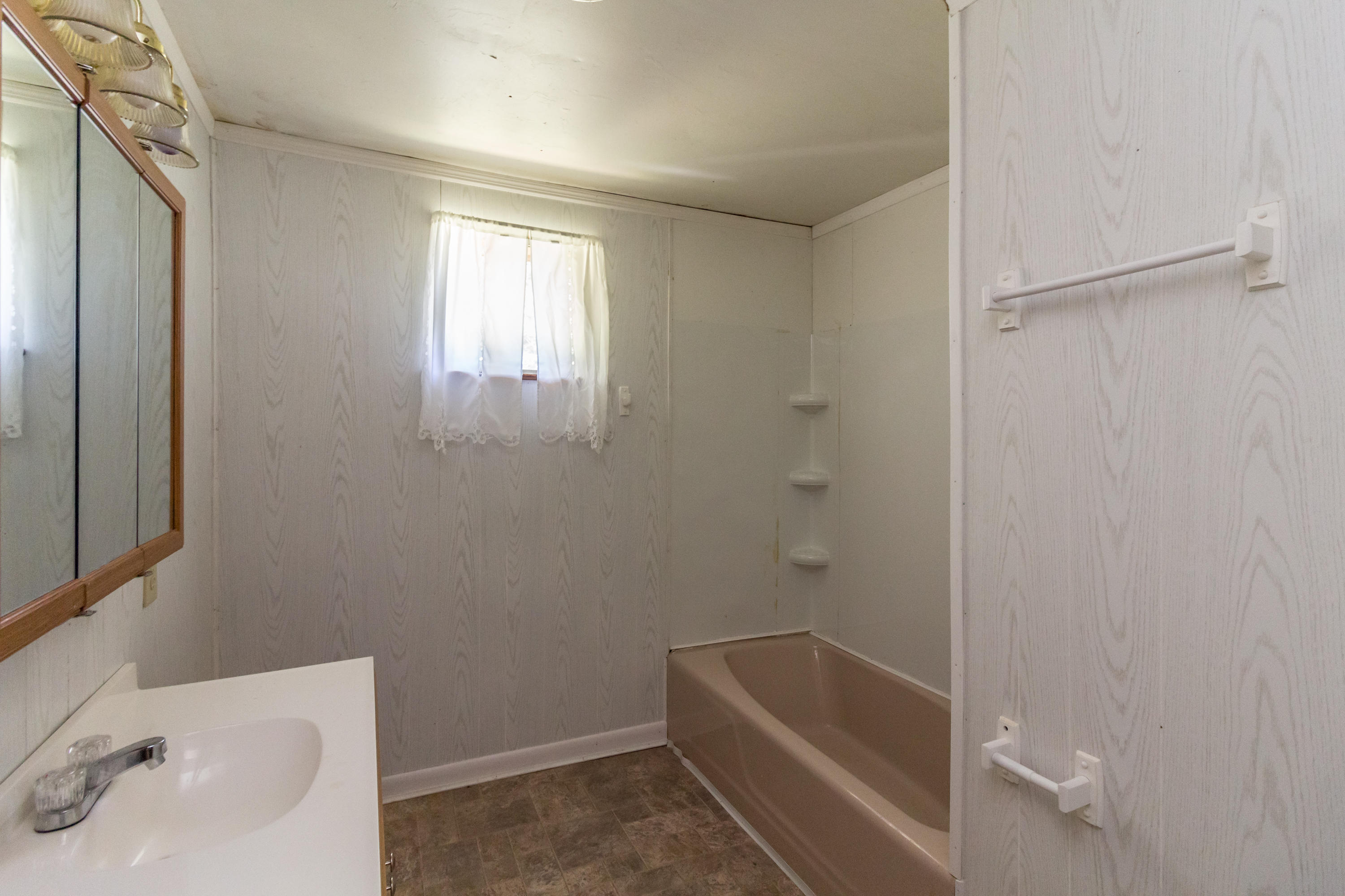 4968 Highway 157 Rising Fawn, GA 30738 - Photo 18 of 25 BATHROOM