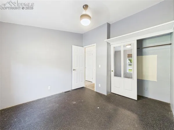 $399,900 | 1131 24 1/2 Lane, Pueblo, CO 81006