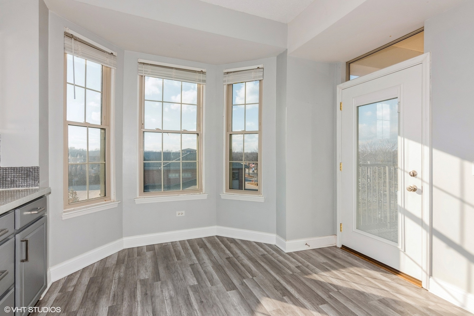 3100 Town Square Drive, Unit 307 Rolling Meadows, IL 60008 - Photo 5 of 20