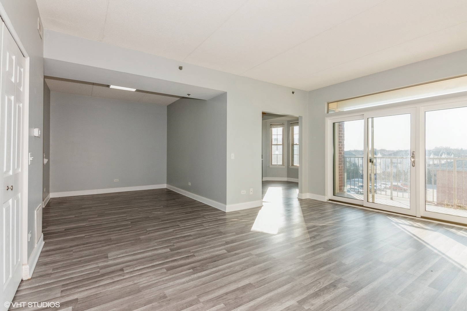 3100 Town Square Drive, Unit 307 Rolling Meadows, IL 60008 - Photo 8 of 20