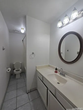 $1,525 | 8015 Forest Ash, Live Oak, TX 78233