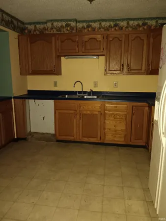 $112,549 | 100 East Village Drive, Sullivan, IN 47882