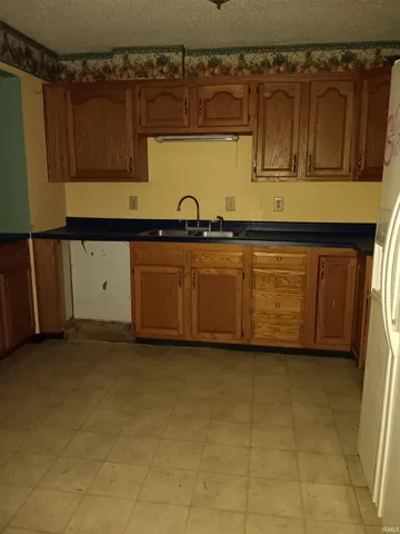 $113,050 | 100 East Village Drive, Sullivan, IN 47882