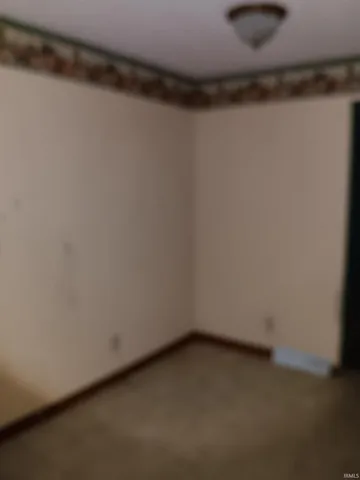 $113,050 | 100 East Village Drive, Sullivan, IN 47882