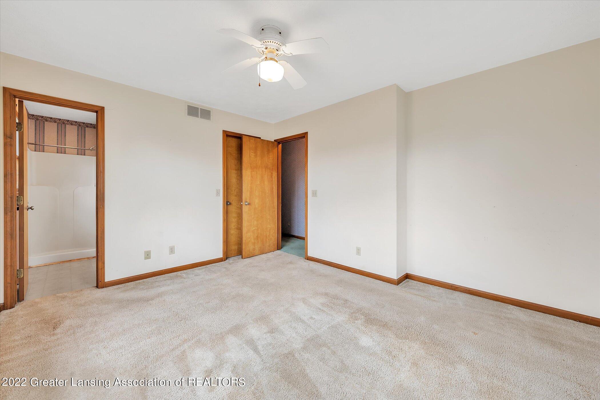 1397 South County Line Road St. Johns, MI 48879 - Photo 29 of 66 27-1397-E-Gratiot-County-Line-Rd-WindowS