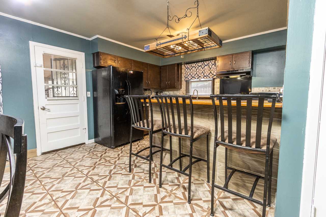 1231 Berclair Road Memphis, TN 38122 - Photo 5 of 14