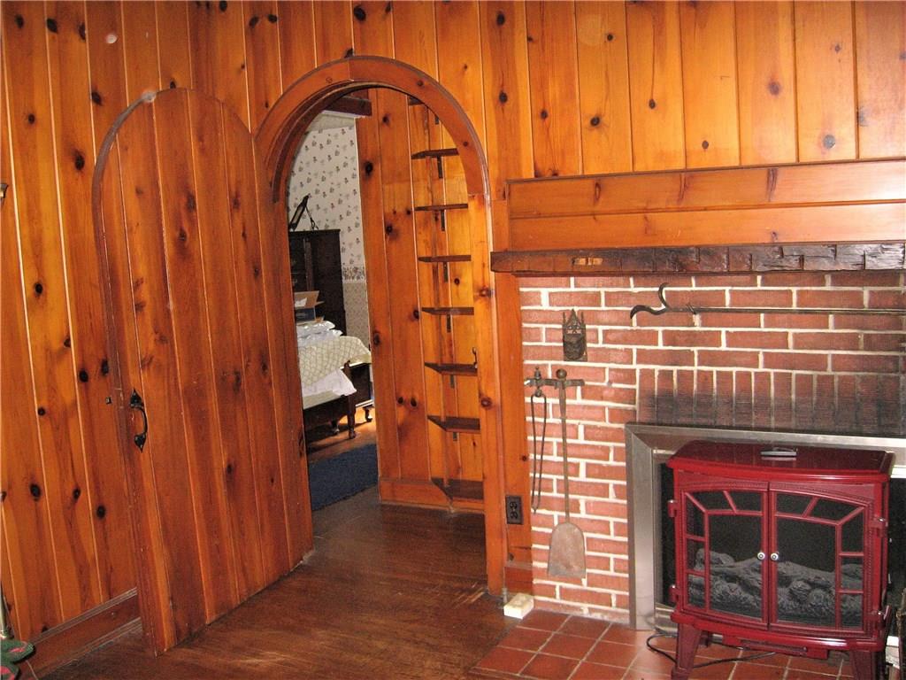 2397 Freeport Road Kittanning, PA 16201 - Photo 7 of 25 Gallery Image 7