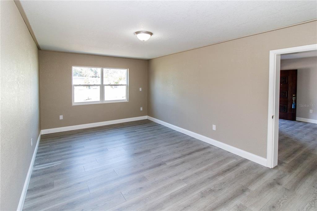 7122 Astor Drive New Port Richey, FL 34652 - Photo 11 of 36