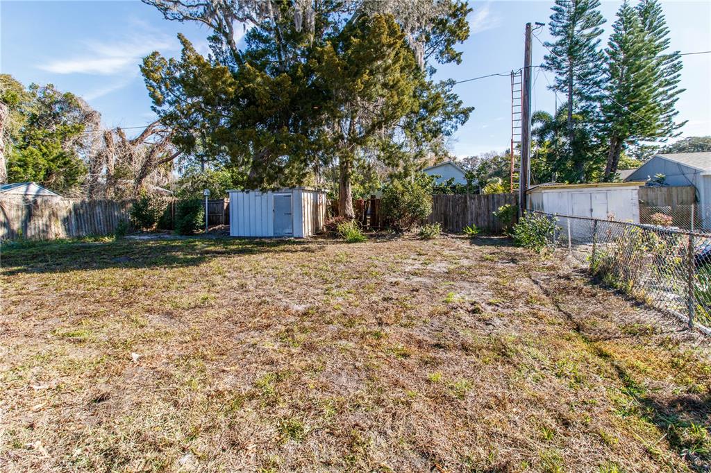 7122 Astor Drive New Port Richey, FL 34652 - Photo 33 of 36