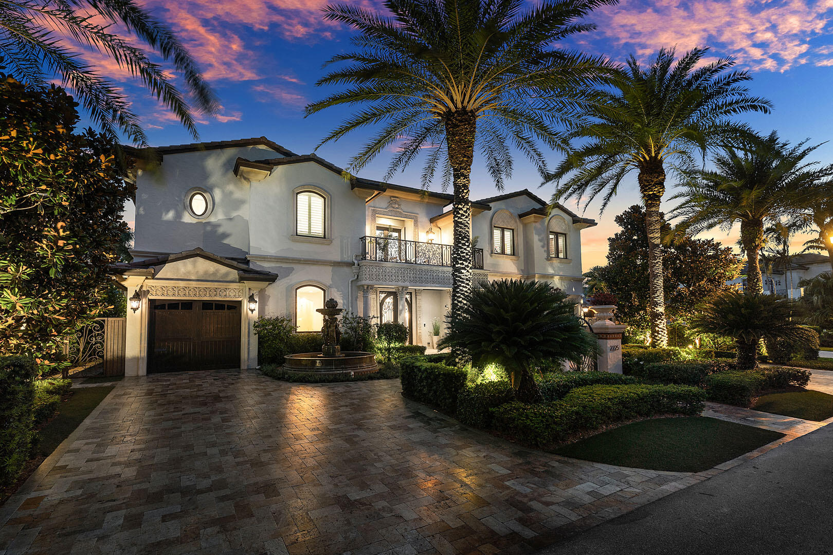 2225 West Silver Palm Road Boca Raton, FL 33432 - Photo 65 of 81 2225_West_Silver_Palm_Road_Dusk_03