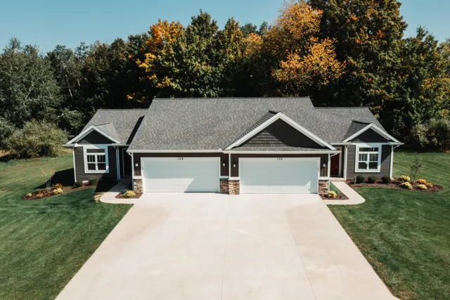 $289,900 | 168 Creek Drive, Hart, MI 49420