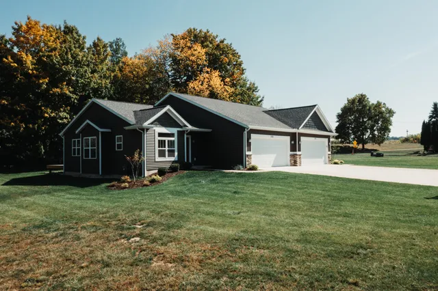 $289,900 | 168 Creek Drive, Hart, MI 49420