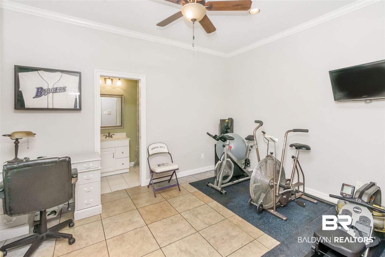 369 Gaines Avenue Mobile, AL 36609 - Photo 33 of 48
