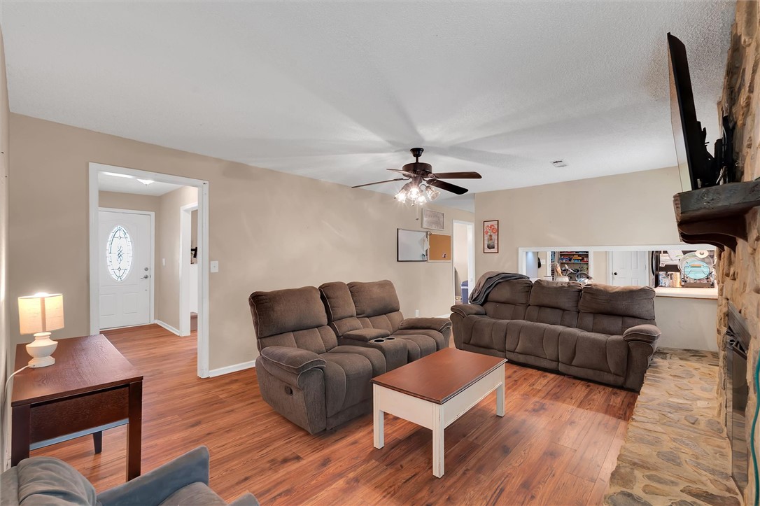 348 Pickett Post Road Walhalla, SC 29691 - Photo 8 of 25 Gallery Image 8