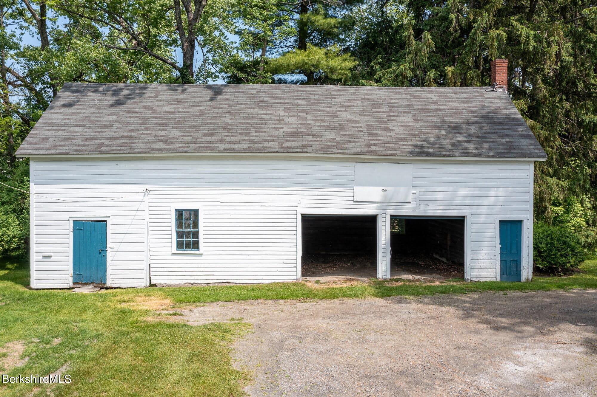 19 Yale Hill Road Stockbridge, MA 01262 - Photo 14 of 67 19 Yale Hill_7