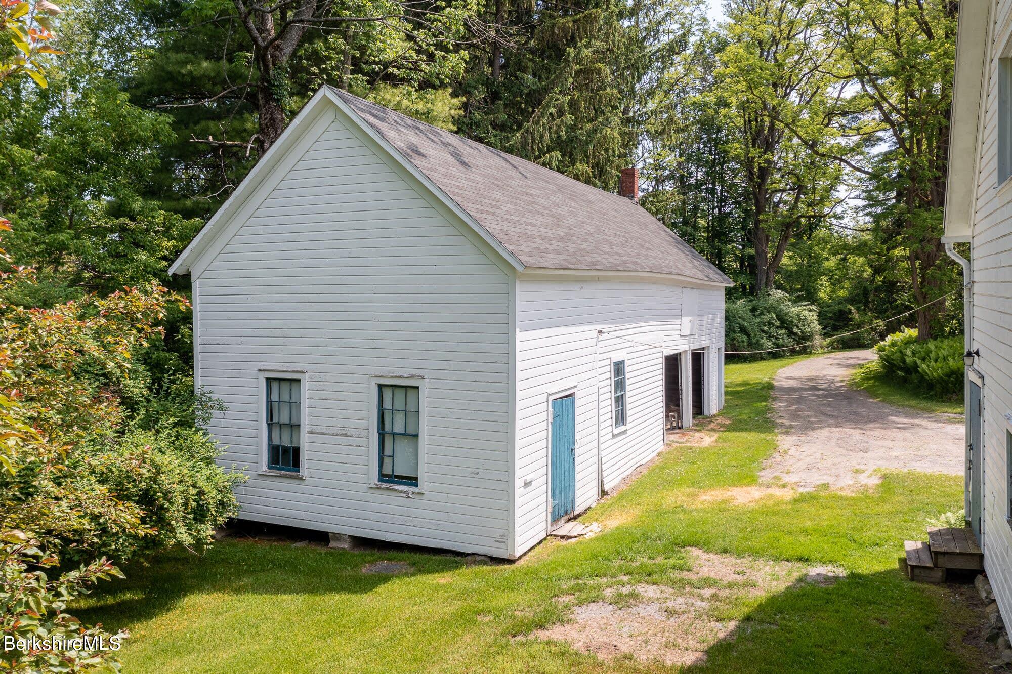 19 Yale Hill Road Stockbridge, MA 01262 - Photo 17 of 67 19 Yale Hill_9