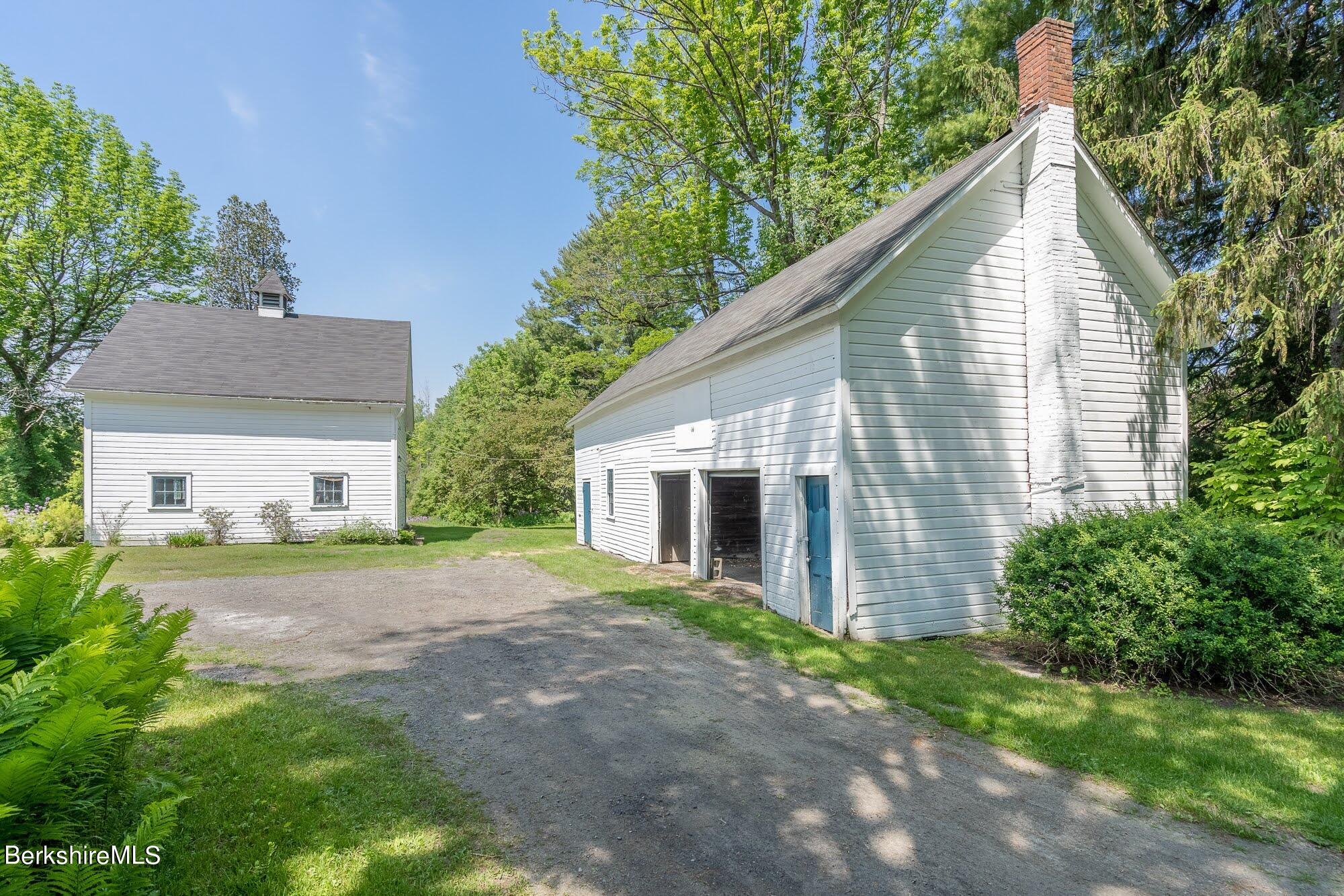 19 Yale Hill Road Stockbridge, MA 01262 - Photo 19 of 67 19 Yale Hill_33