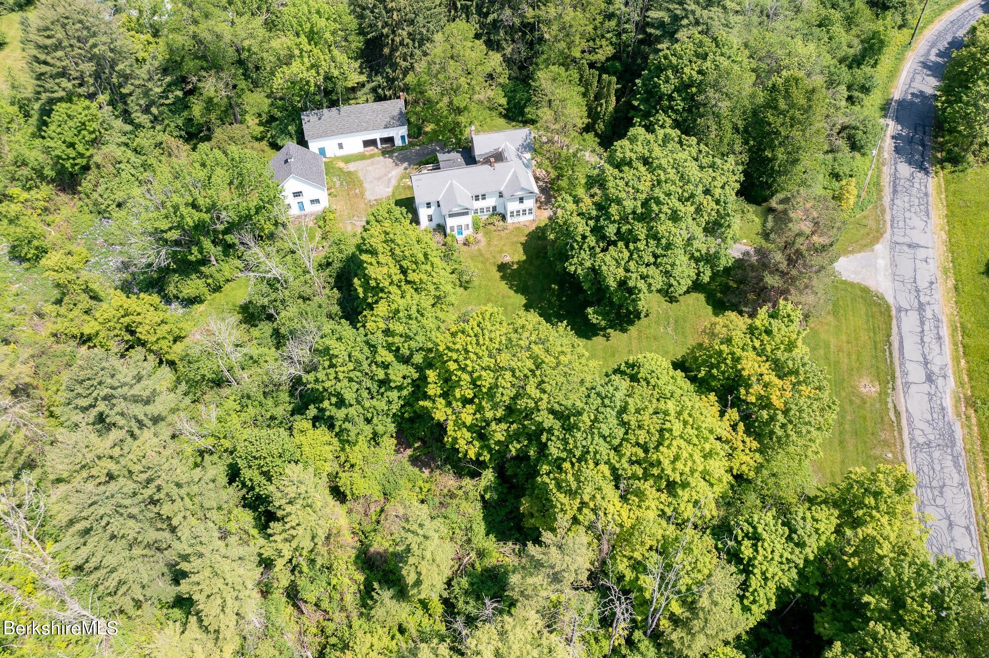 19 Yale Hill Road Stockbridge, MA 01262 - Photo 22 of 67 19 Yale Hill_19