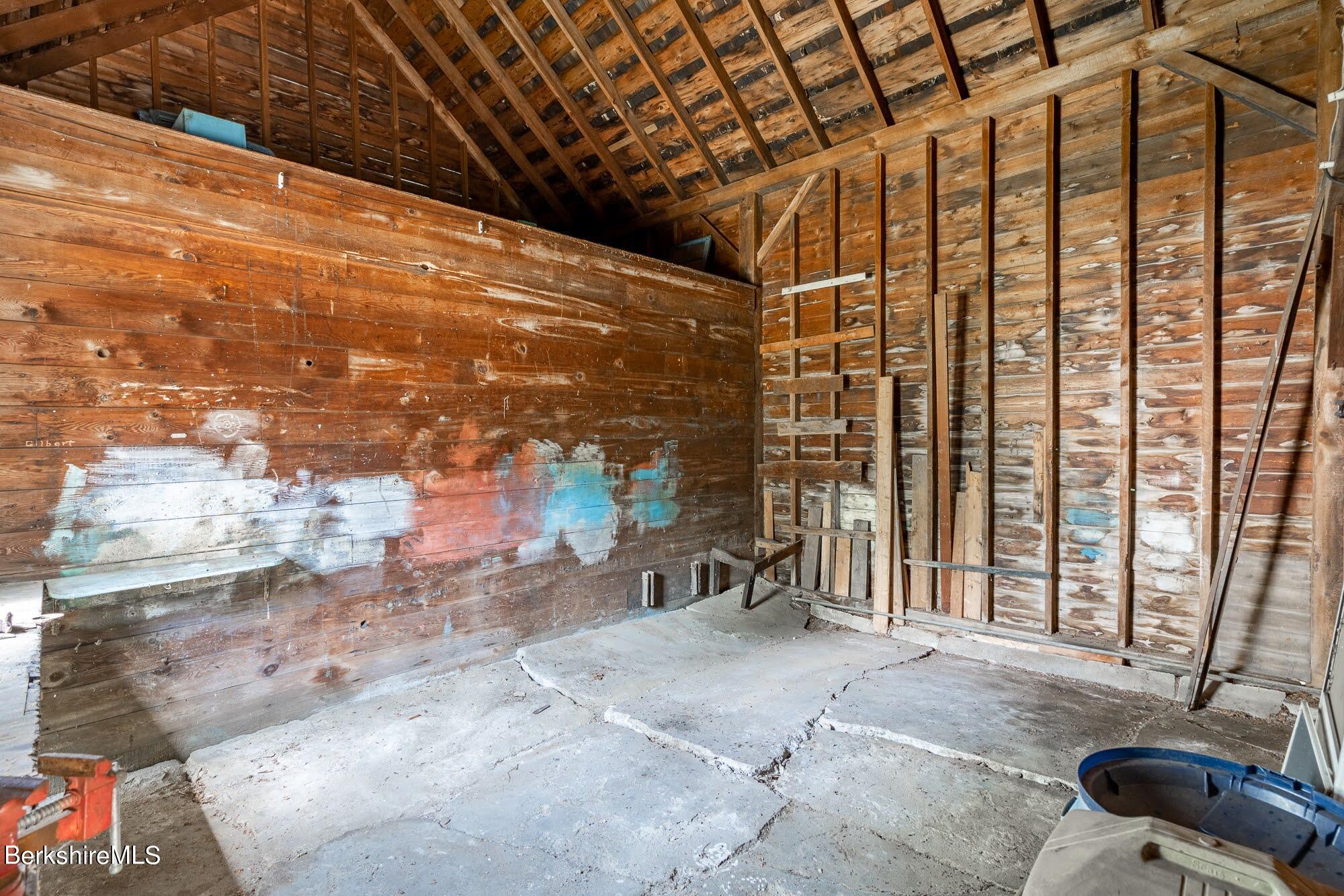 19 Yale Hill Road Stockbridge, MA 01262 - Photo 28 of 67 19 Yale Hill_43