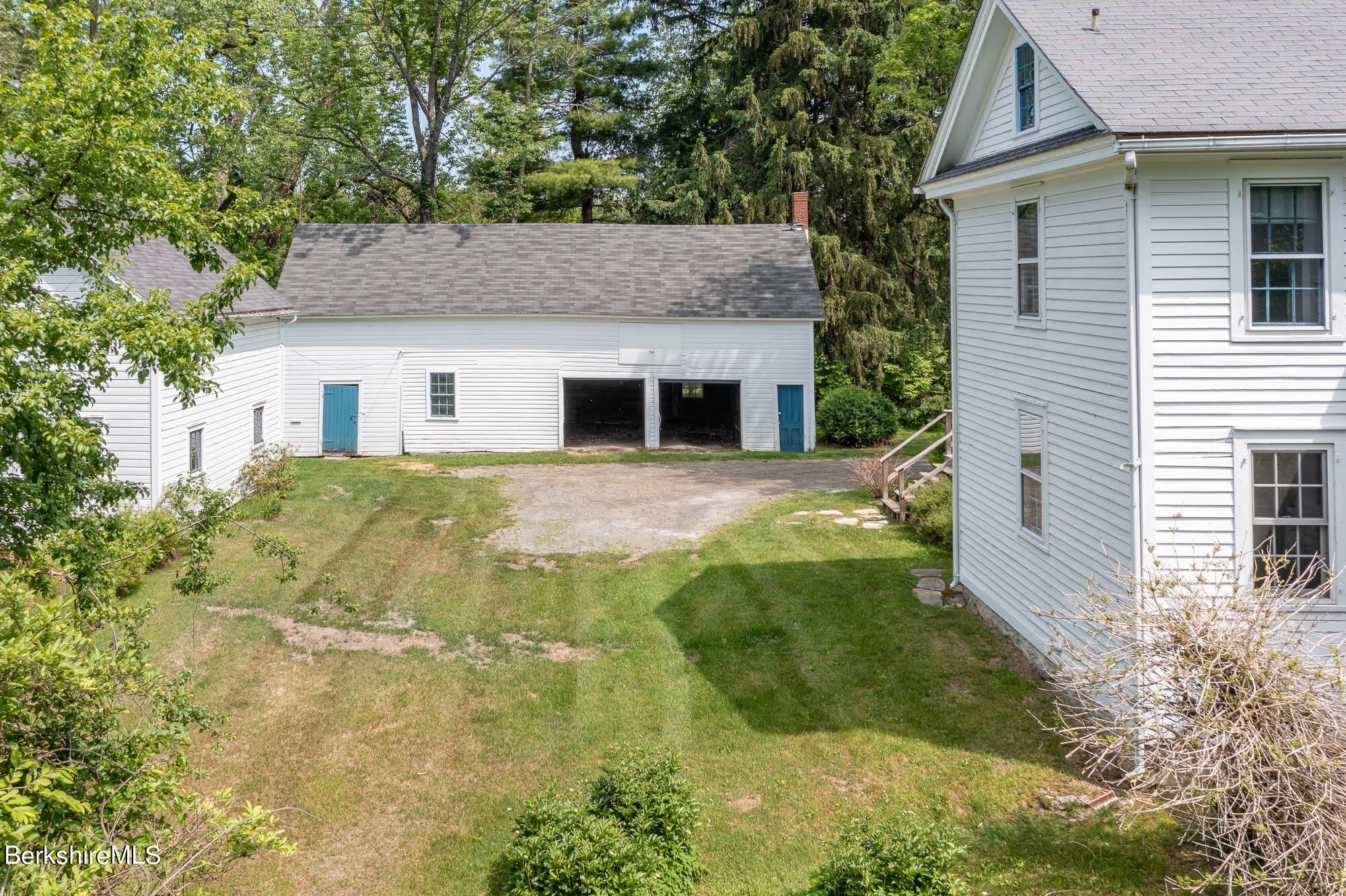 19 Yale Hill Road Stockbridge, MA 01262 - Photo 9 of 67 19 Yale Hill_1