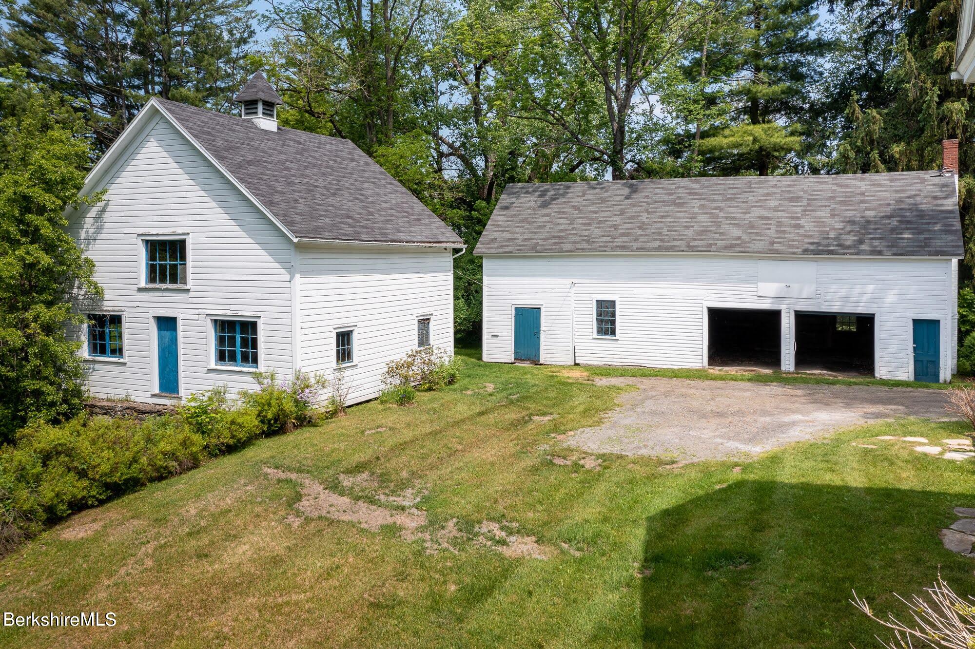 19 Yale Hill Road Stockbridge, MA 01262 - Photo 10 of 67 19 Yale Hill_2