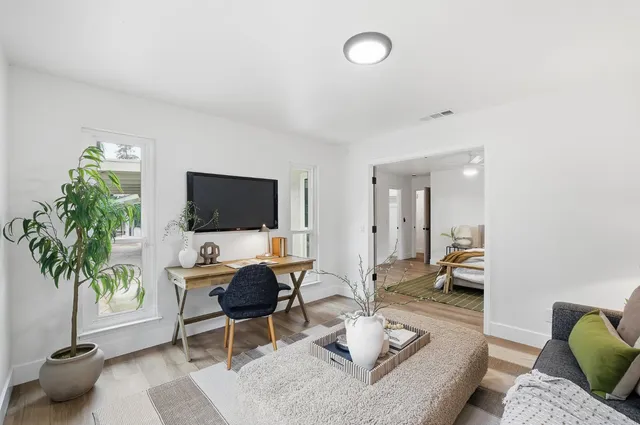 $699,900 | 2589 West Barstow Avenue, Fresno, CA 93711