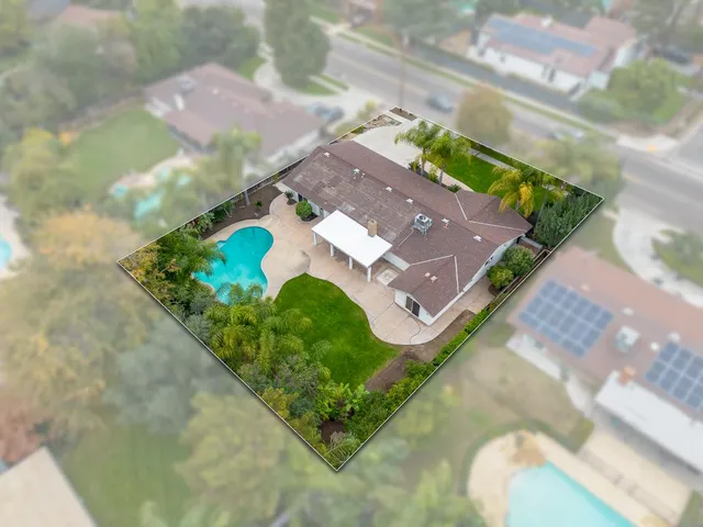 $699,900 | 2589 West Barstow Avenue, Fresno, CA 93711