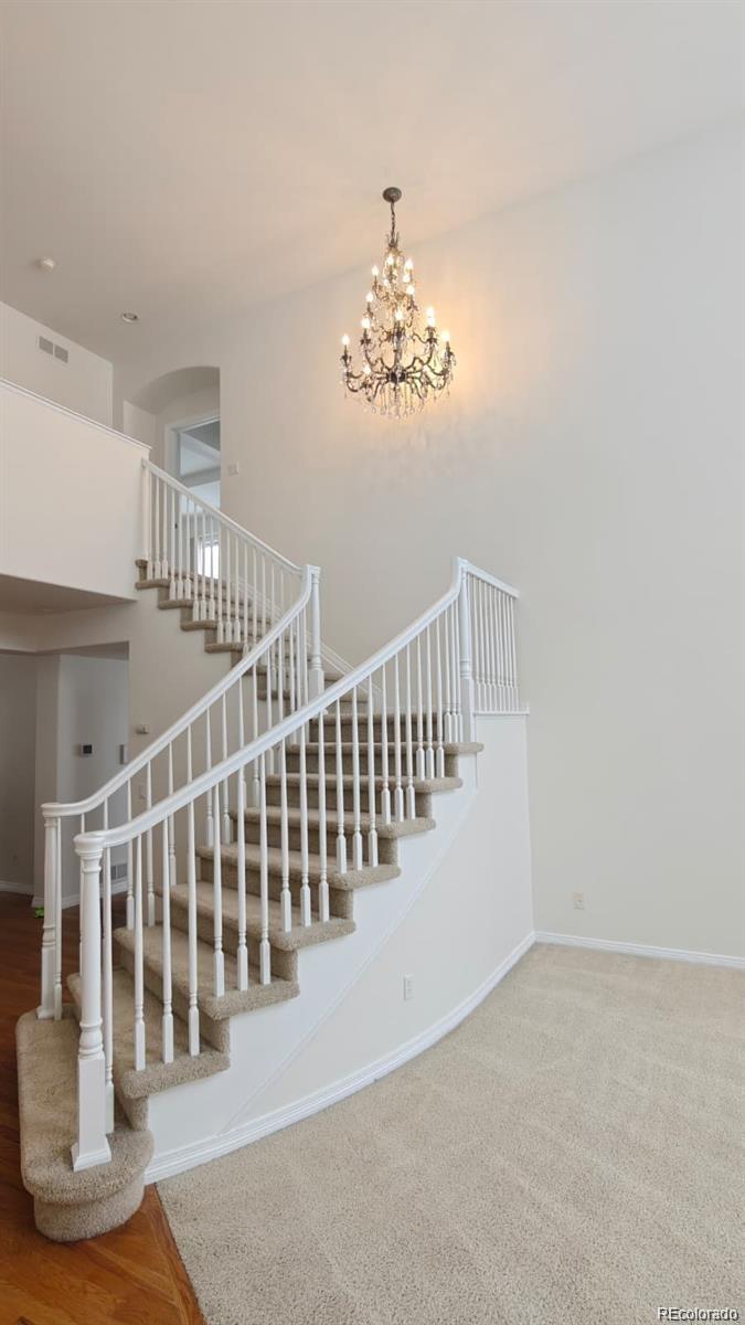 2675 Shadecrest Place Highlands Ranch, CO 80126 - Photo 4 of 32