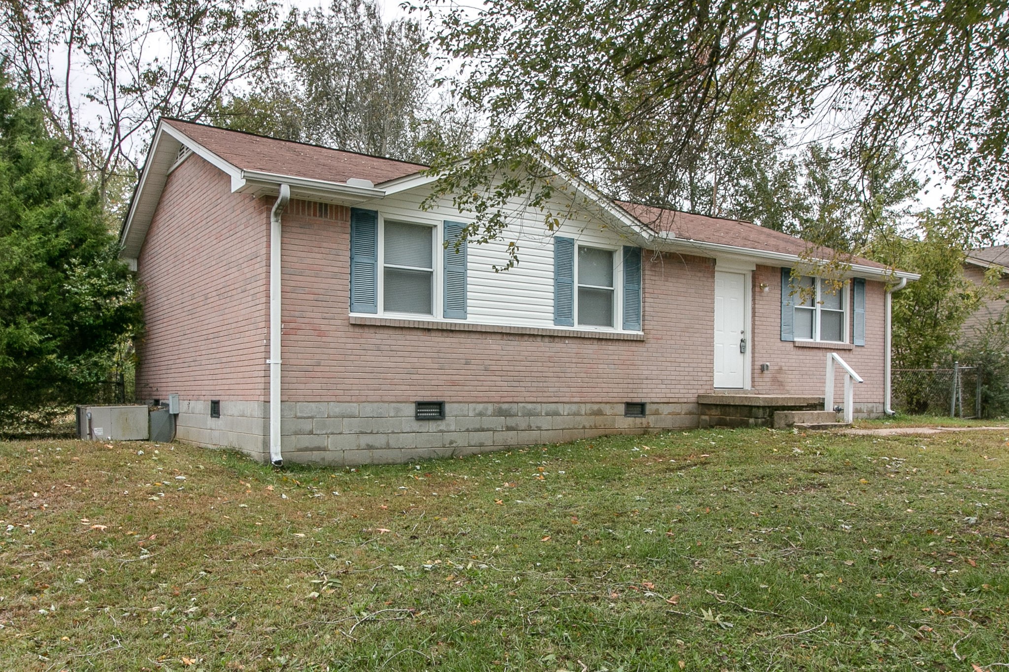 256 Raintree Drive Clarksville, TN 37042 - Photo 4 of 22 Gallery Image 4