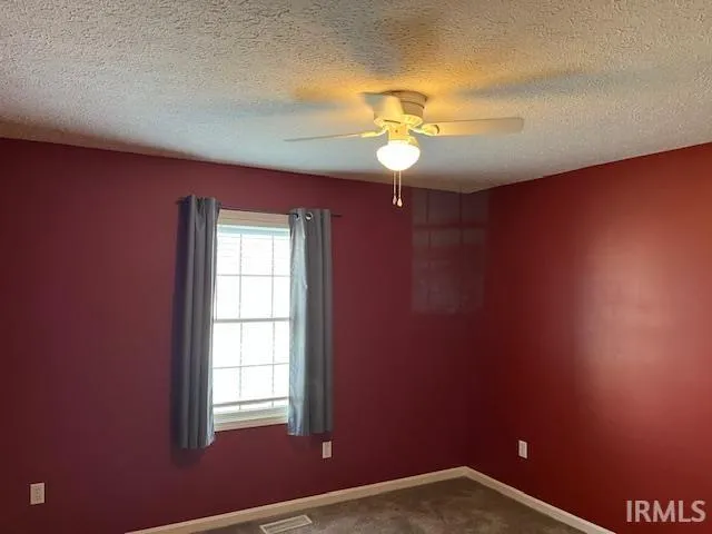 $2,400 | 6655 Oak View Court, Newburgh, IN 47630