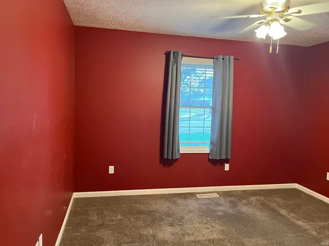 $2,400 | 6655 Oak View Court, Newburgh, IN 47630