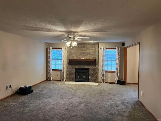 $2,400 | 6655 Oak View Court, Newburgh, IN 47630