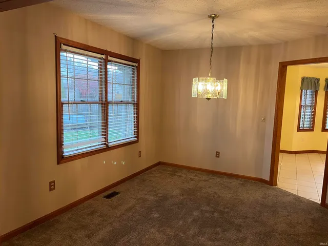 $2,400 | 6655 Oak View Court, Newburgh, IN 47630