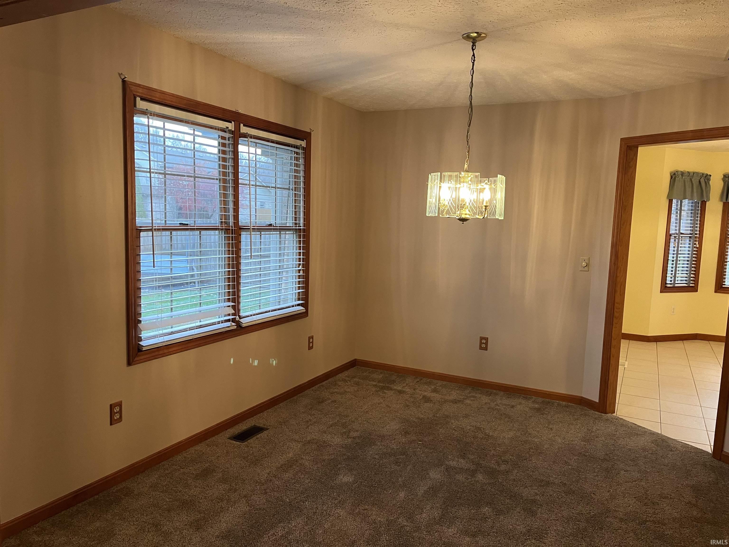 6655 Oak View Court Newburgh, IN 47630 - Photo 9 of 19