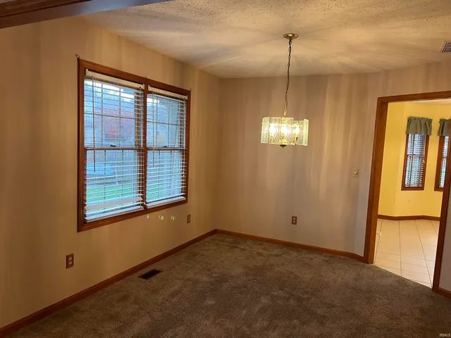 $2,400 | 6655 Oak View Court, Newburgh, IN 47630