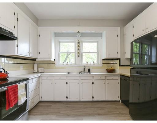 60 Ruggles Street Franklin, MA 02038 - Photo 13 of 28 Gallery Image 13