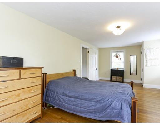 60 Ruggles Street Franklin, MA 02038 - Photo 17 of 28 Gallery Image 17